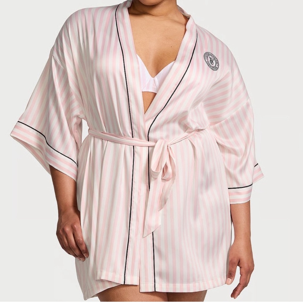 Victoria's Secret Pink and White Striped Robe